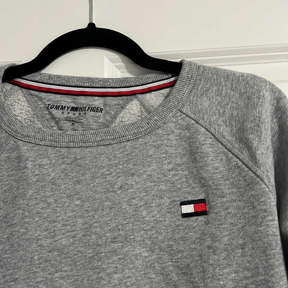 Tommy Hilfiger sports women’s crewneck - Picture 2 of 5